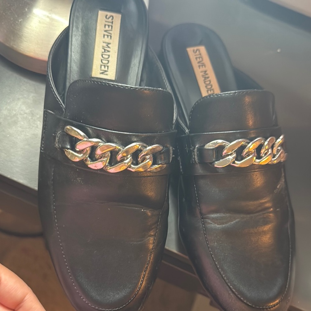 Steve Madden Black Leather Loafer Mules with Gold Chain
